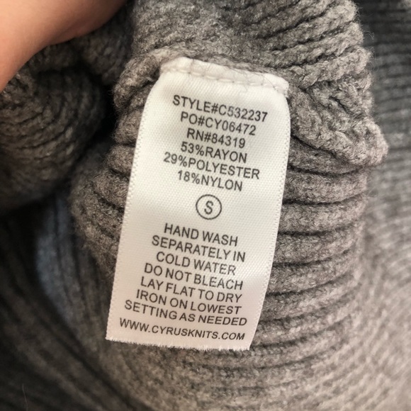 Raya Gray Knit Mock Neck Sweater Women's Size Small - Picture 3 of 5